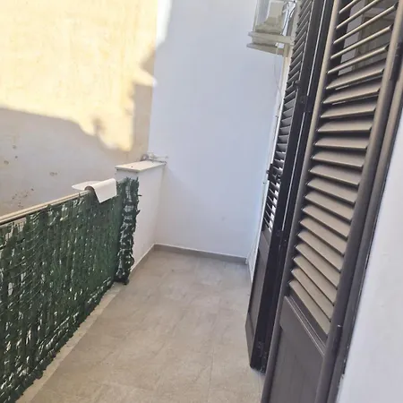 La Dimora Di Albea Alojamento de Acomodação e Pequeno-almoço Palermo